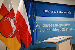 Uroczyste wręczenie umów o dofinansowanie projektów w ramach Działania 1.3 Badania i innowacje w sektorze przedsiębiorstw programu FEL 2021-2027.