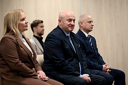 Uroczyste wręczenie umów o dofinansowanie projektów w ramach Działania 1.3 Badania i innowacje w sektorze przedsiębiorstw programu FEL 2021-2027.