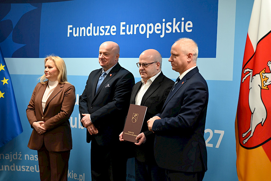 Uroczyste wręczenie umów o dofinansowanie projektów w ramach Działania 1.3 Badania i innowacje w sektorze przedsiębiorstw programu FEL 2021-2027.