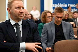Uroczyste wręczenie umów o dofinansowanie projektów w ramach Działania 8.8 Wsparcie rodziny i pieczy zastępczej (13 umów), 10.5 Wsparcie edukacji w ramach Zintegrowanych Inwestycji Terytorialnych (1 umowa), 10.6 Uczenie się osób dorosłych (12 umów).