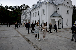 Wizyta studyjna KM FEL w Zespole pałacowo-parkowym Radziwiłłów w Białej Podlaskiej 30 września 2025 r.