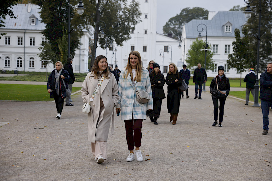 Wizyta studyjna KM FEL w Zespole Zamkowo-Parkowym Radziwiłłów w Białej Podlaskiej 30 września 2025 r.