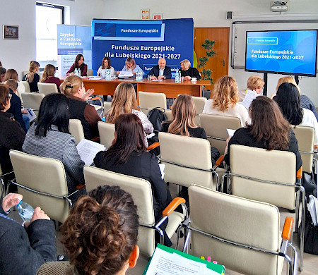 prowadzący i uczestnicy szkolenia