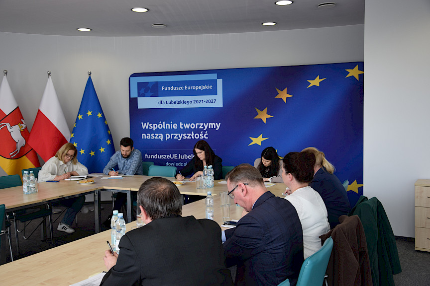 Cykl spotkań monitorujących stan realizacji projektów jednostek samorządu terytorialnego wchodzących w skład 17 Miejskich Obszarów Funkcjonalnych