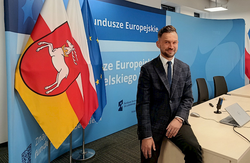 Droga na rynki zagraniczne z Funduszami Europejskimi. Relacja z webinaru Działania 2.7